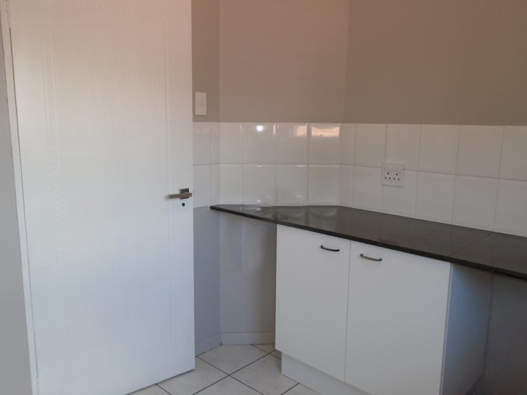 To Let 2 Bedroom Property for Rent in Illovo Gauteng