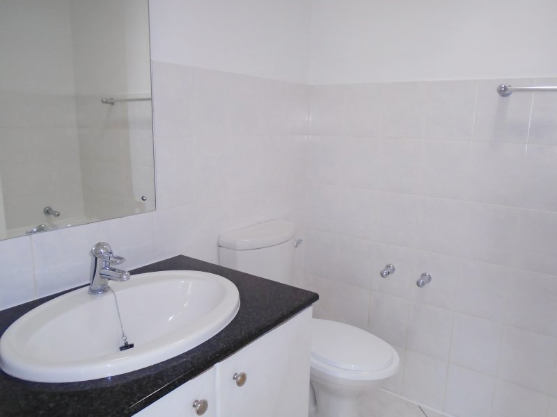 To Let 2 Bedroom Property for Rent in Illovo Gauteng