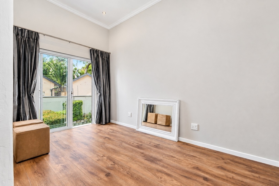2 Bedroom Property for Sale in Linden Gauteng