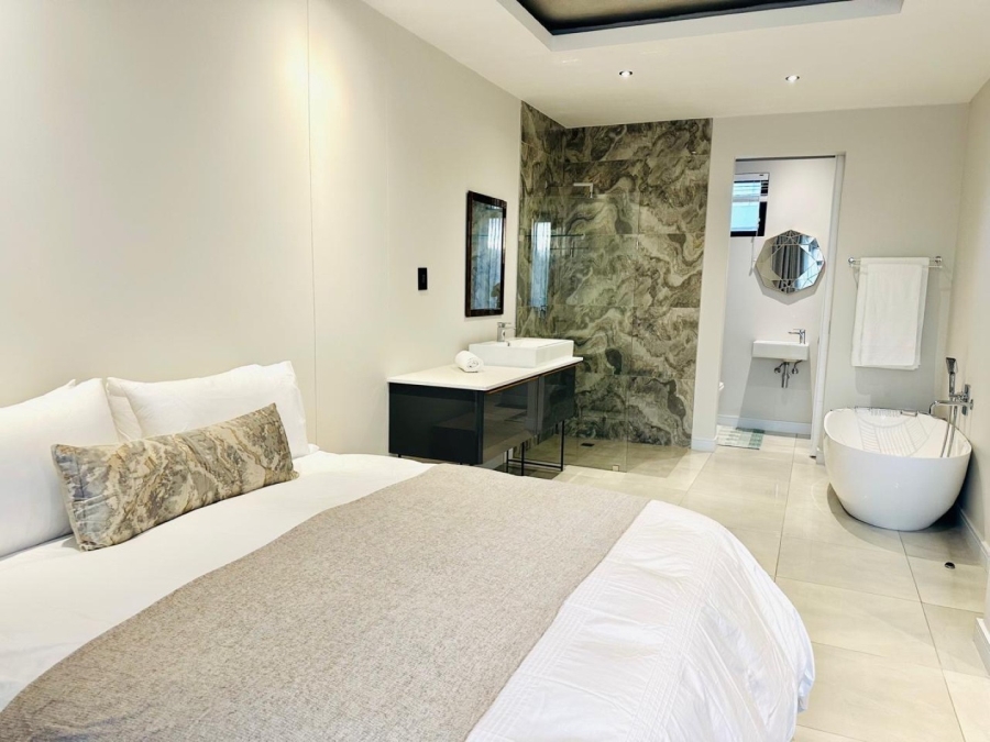 2 Bedroom Property for Sale in Houghton Estate Gauteng