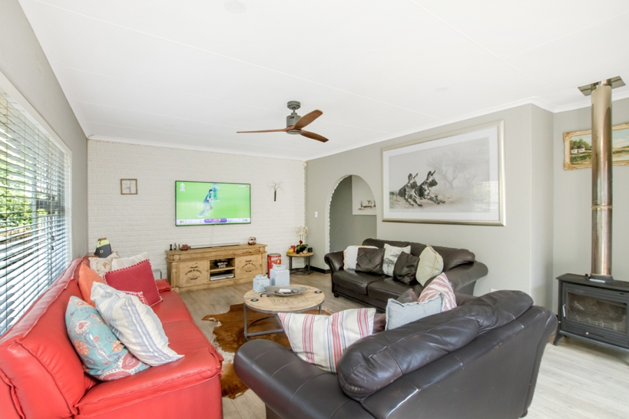 3 Bedroom Property for Sale in Wilro Park Gauteng