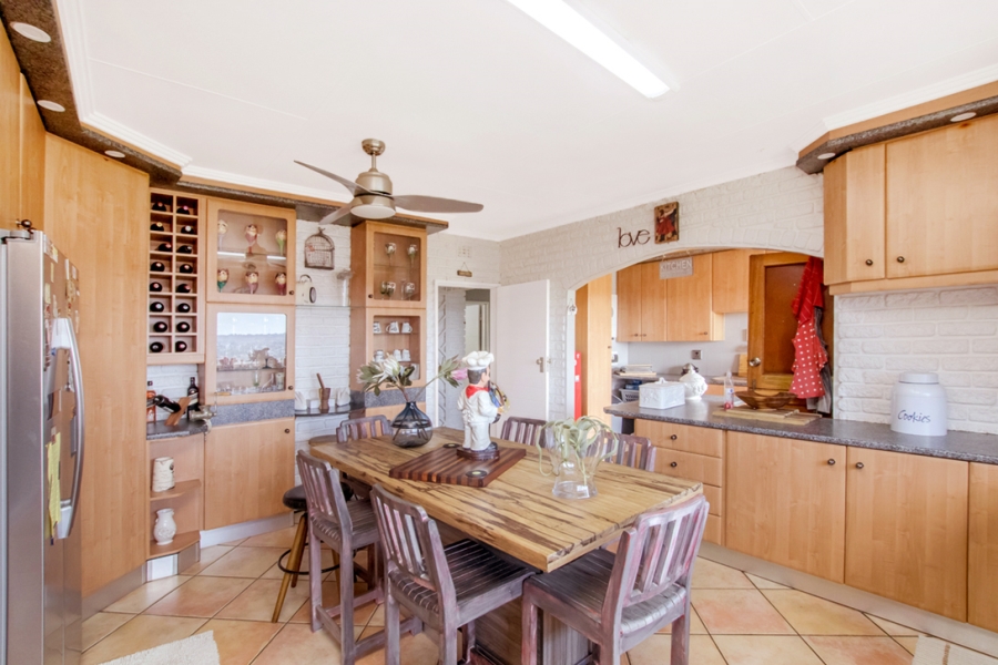 3 Bedroom Property for Sale in Wilro Park Gauteng