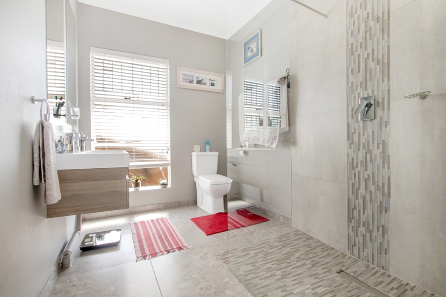3 Bedroom Property for Sale in Wilro Park Gauteng