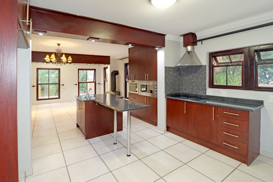 5 Bedroom Property for Sale in Kyalami Estates Gauteng