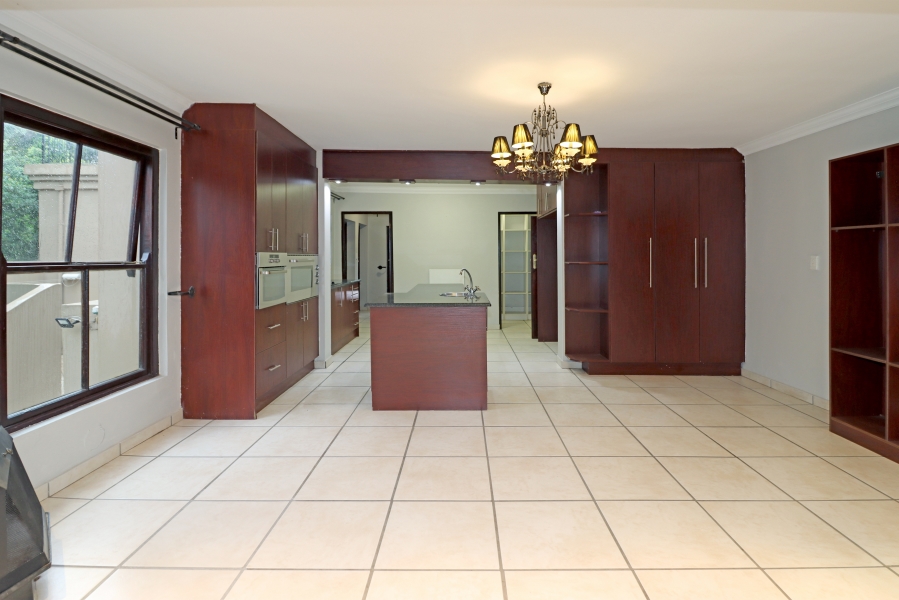 5 Bedroom Property for Sale in Kyalami Estates Gauteng