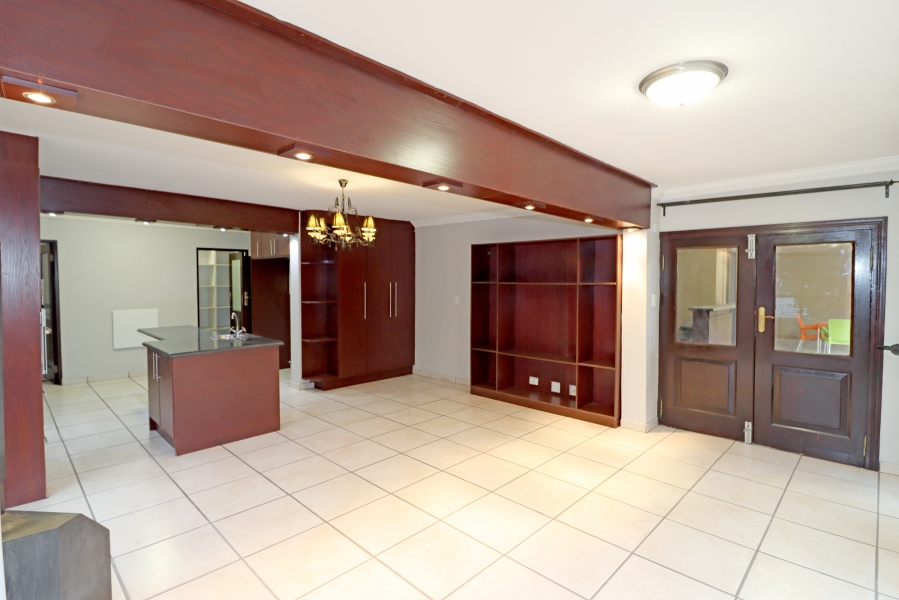 5 Bedroom Property for Sale in Kyalami Estates Gauteng