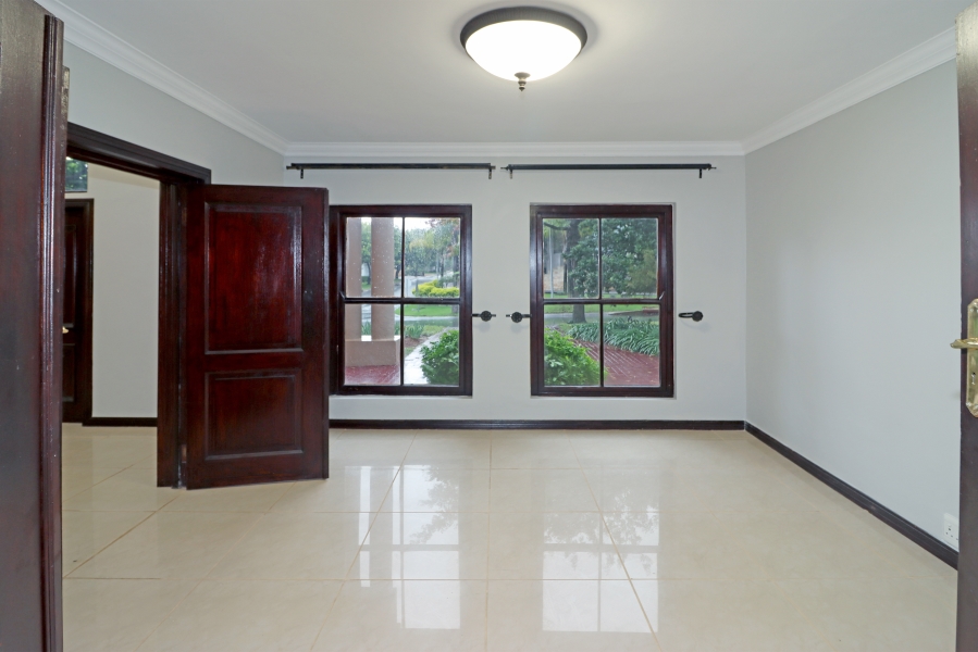 5 Bedroom Property for Sale in Kyalami Estates Gauteng