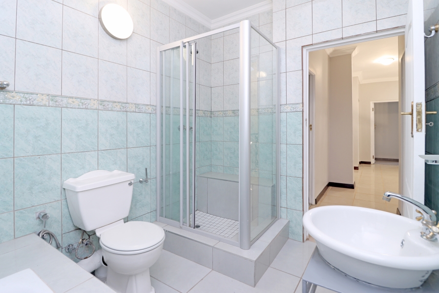 5 Bedroom Property for Sale in Kyalami Estates Gauteng