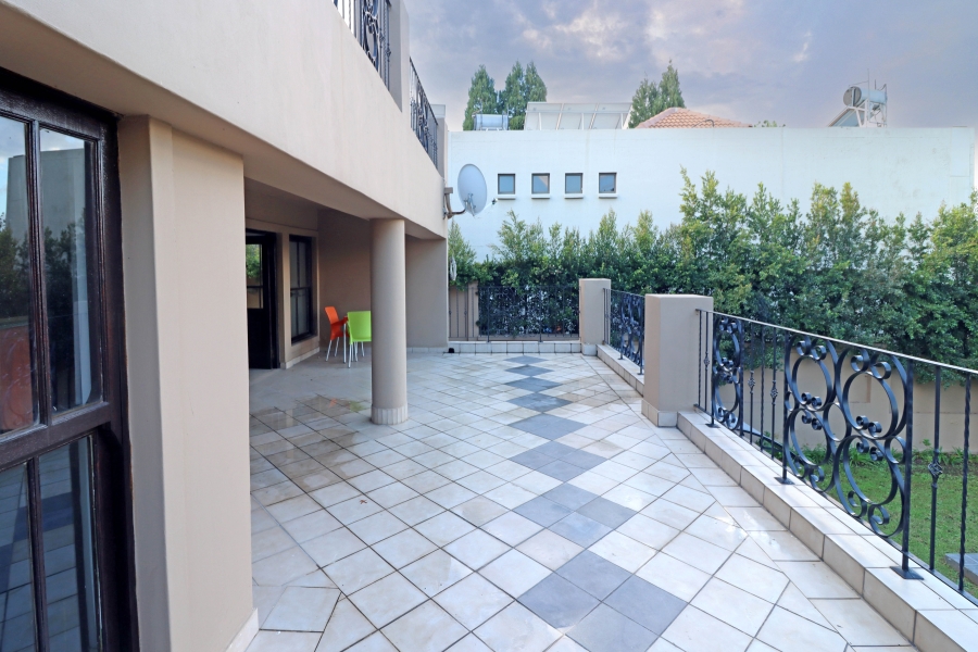 5 Bedroom Property for Sale in Kyalami Estates Gauteng