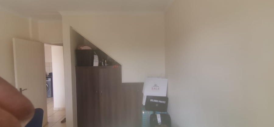 2 Bedroom Property for Sale in Barbeque Downs Gauteng