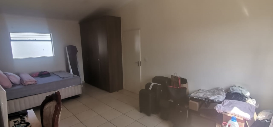 2 Bedroom Property for Sale in Barbeque Downs Gauteng