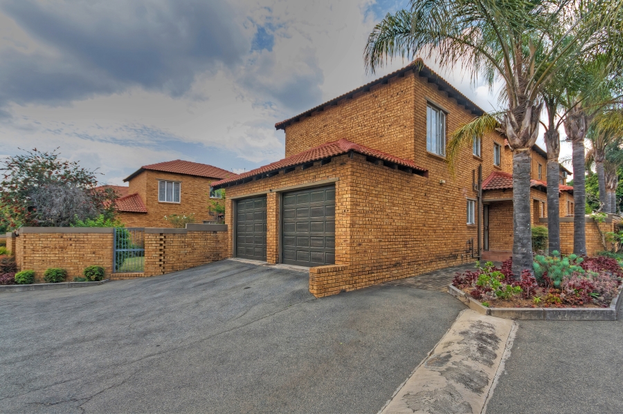 3 Bedroom Property for Sale in Kyalami Hills Gauteng