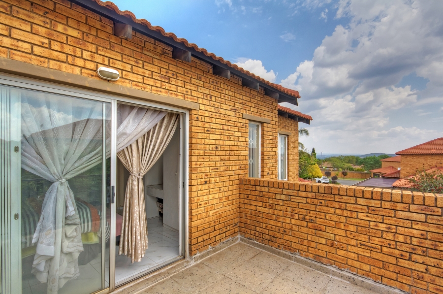 3 Bedroom Property for Sale in Kyalami Hills Gauteng