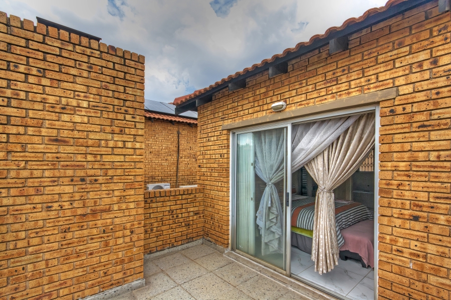 3 Bedroom Property for Sale in Kyalami Hills Gauteng