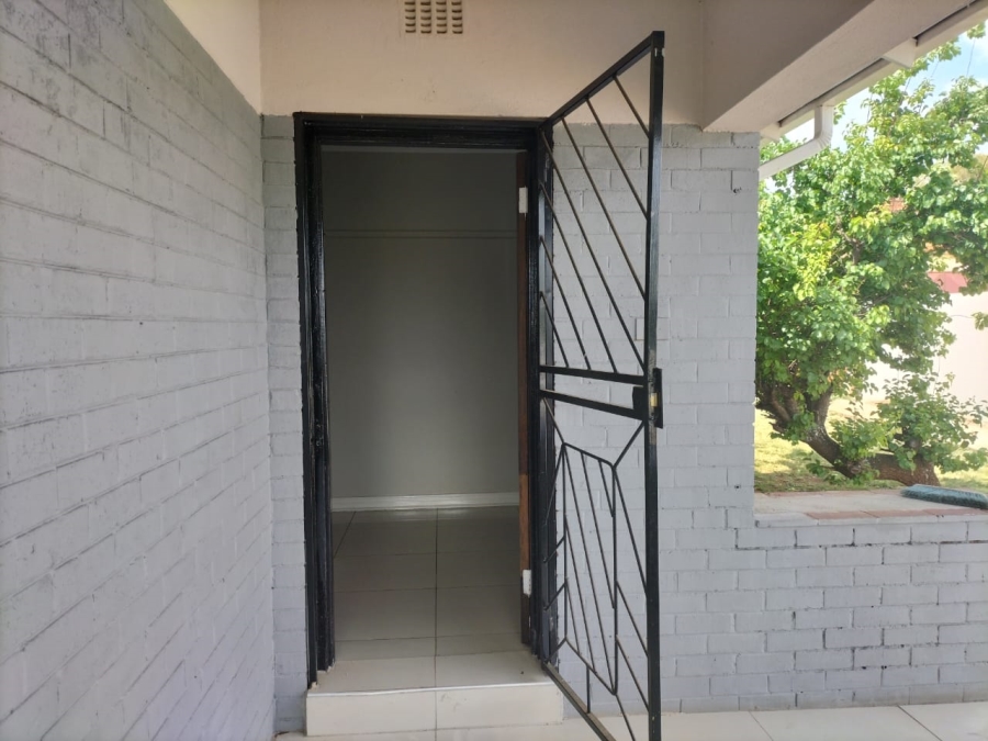 3 Bedroom Property for Sale in Carletonville Central Gauteng