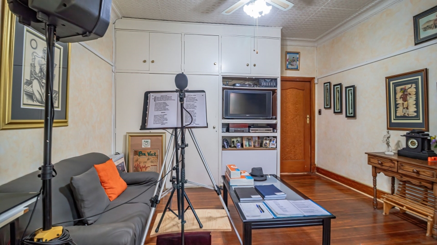 5 Bedroom Property for Sale in The Hill Gauteng