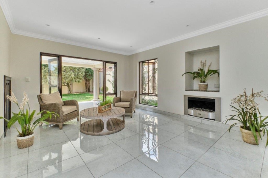 3 Bedroom Property for Sale in Bryanston Gauteng