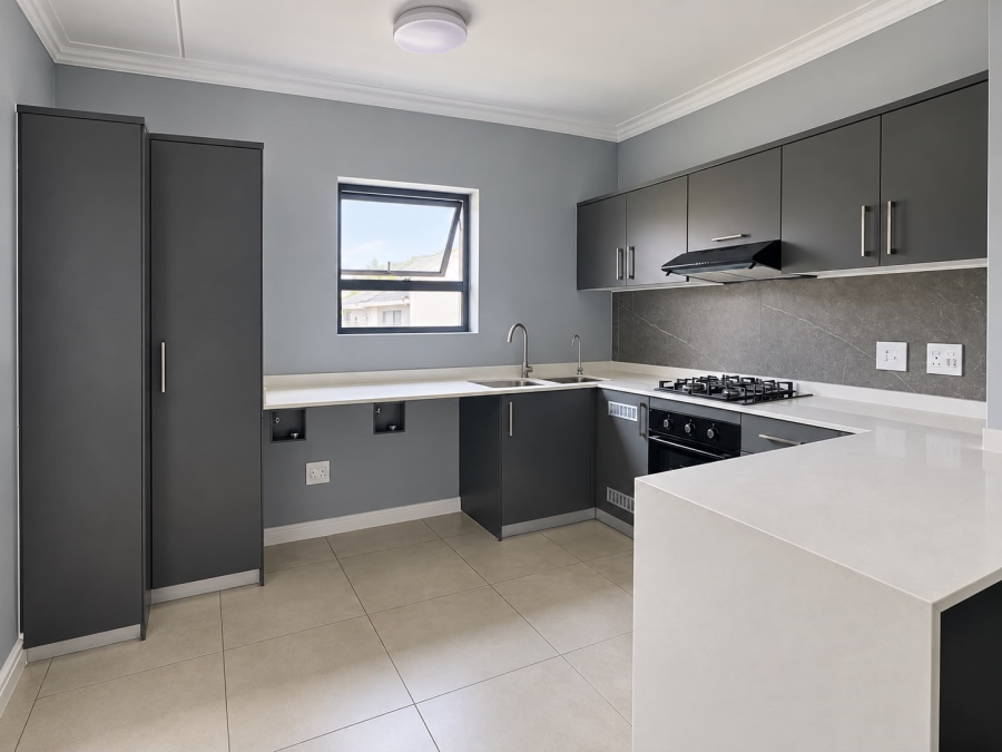 3 Bedroom Property for Sale in Glen Austin Gauteng