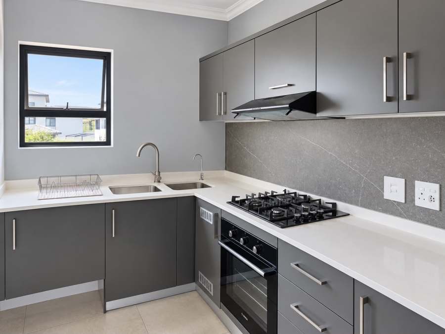 3 Bedroom Property for Sale in Glen Austin Gauteng
