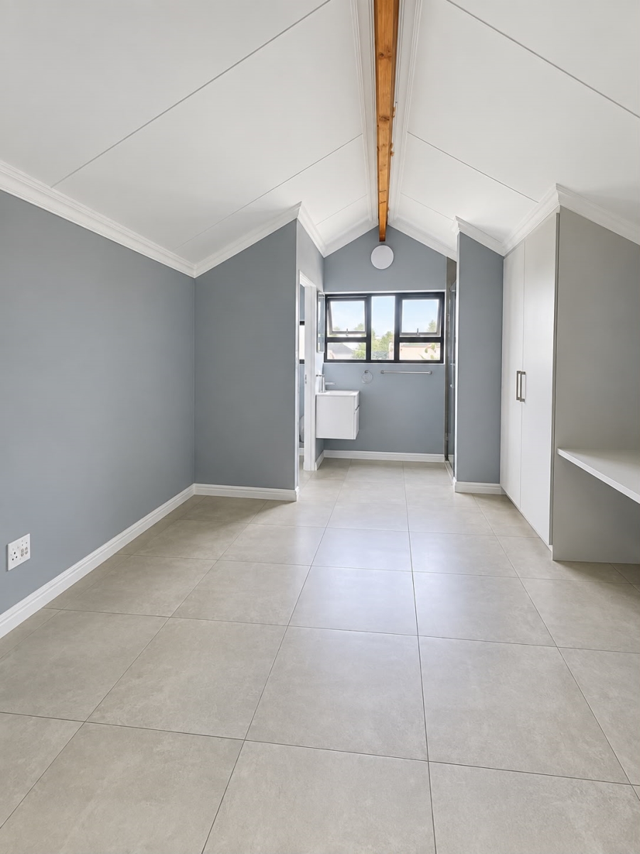 3 Bedroom Property for Sale in Glen Austin Gauteng
