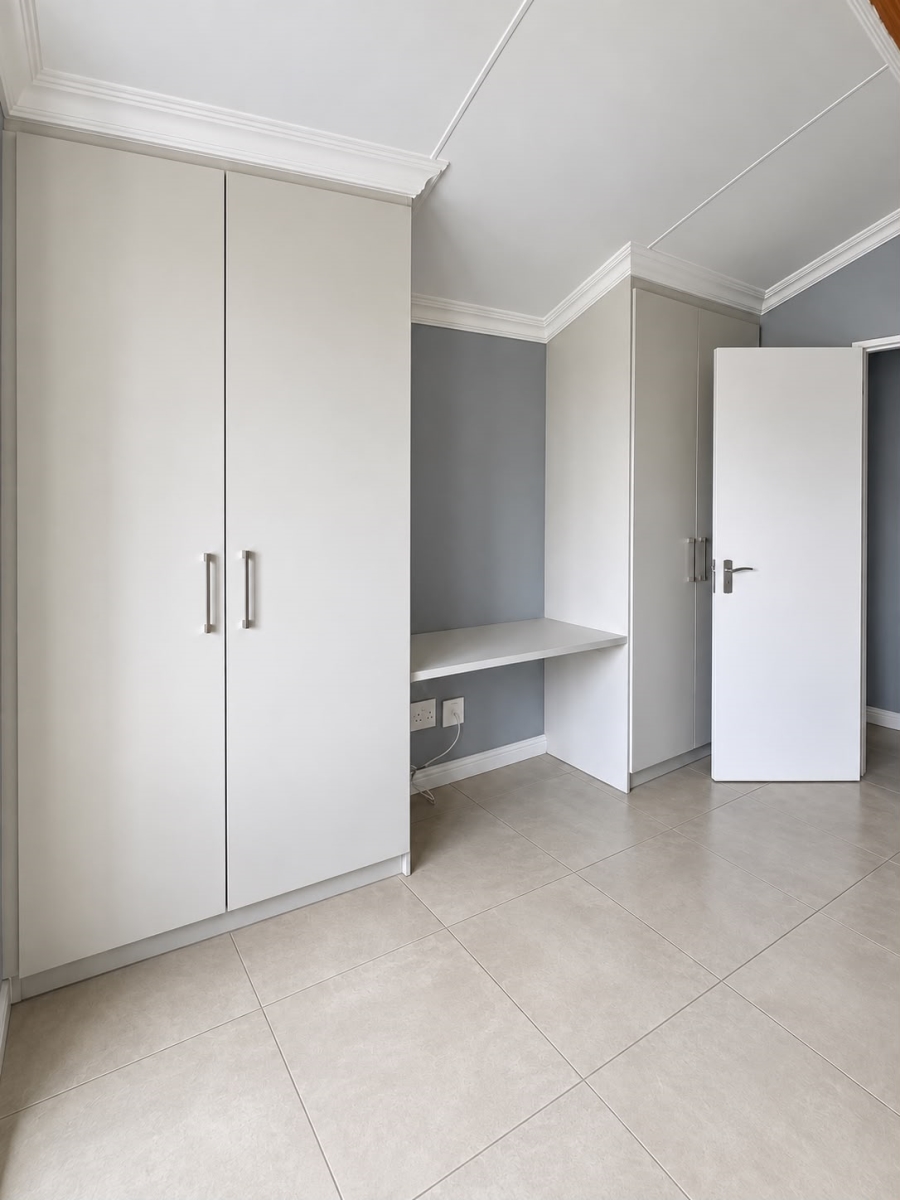 3 Bedroom Property for Sale in Glen Austin Gauteng