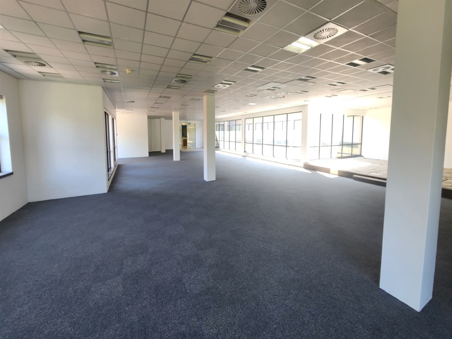 To Let Commercial Property for Rent in Wierda Valley Gauteng