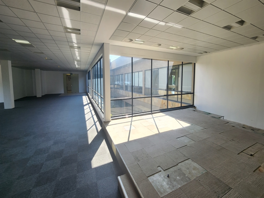 To Let Commercial Property for Rent in Wierda Valley Gauteng