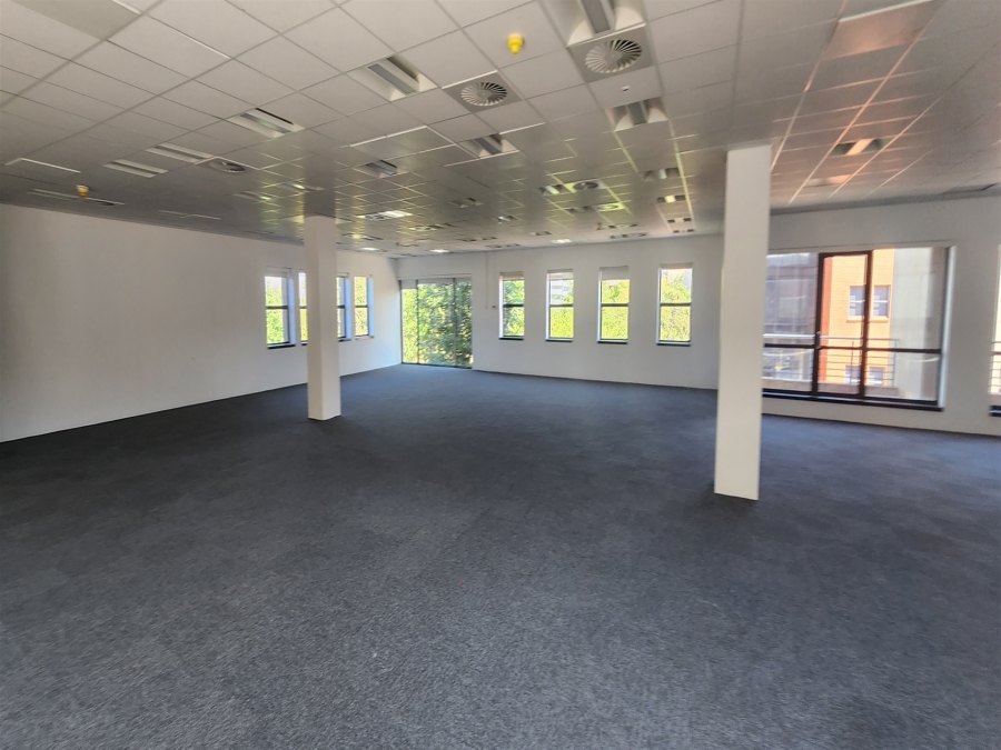 To Let Commercial Property for Rent in Wierda Valley Gauteng