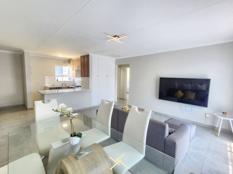 2 Bedroom Property for Sale in La Montagne Gauteng
