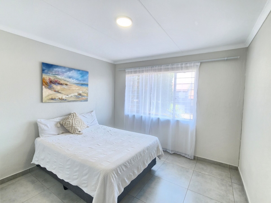 2 Bedroom Property for Sale in La Montagne Gauteng