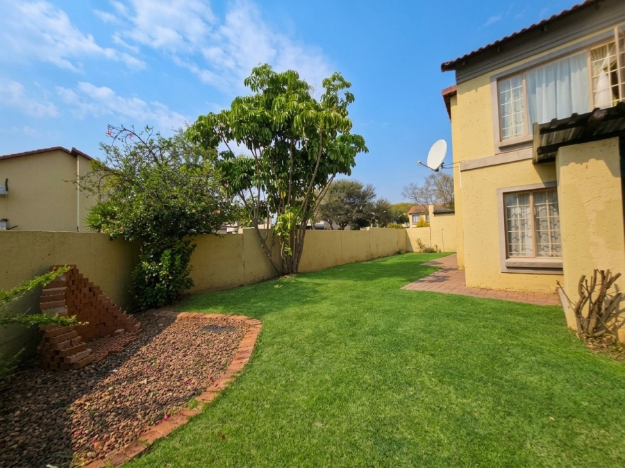 2 Bedroom Property for Sale in Annlin Gauteng