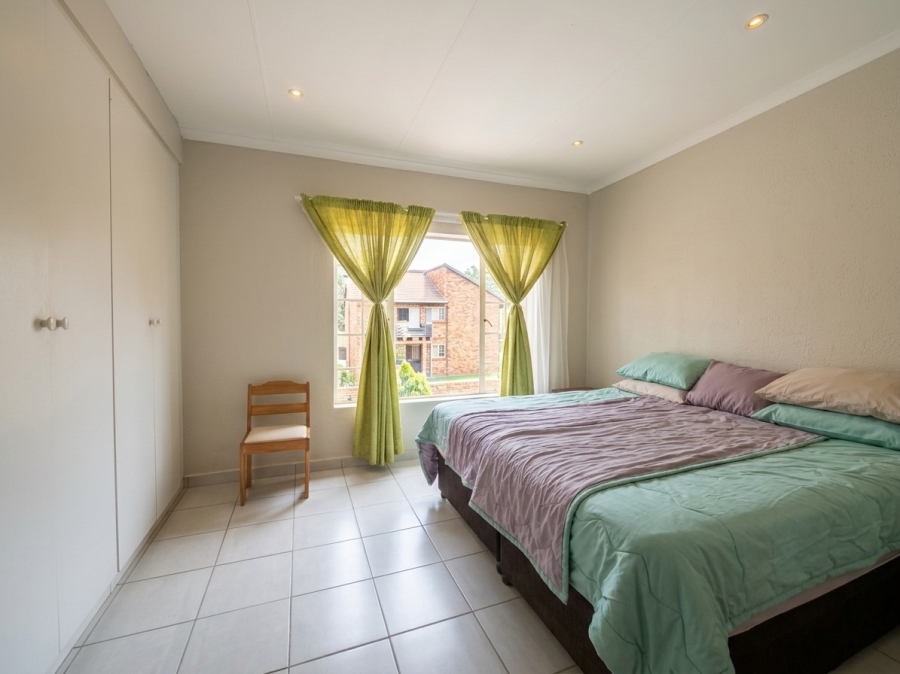 2 Bedroom Property for Sale in Annlin Gauteng