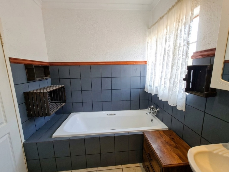 2 Bedroom Property for Sale in Annlin Gauteng