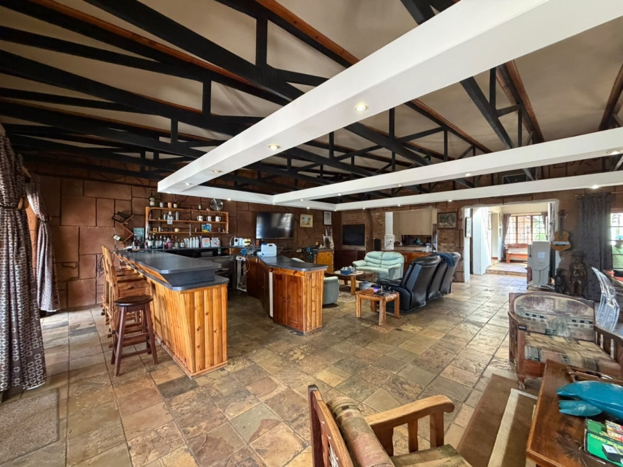 4 Bedroom Property for Sale in Derdepoort Gauteng
