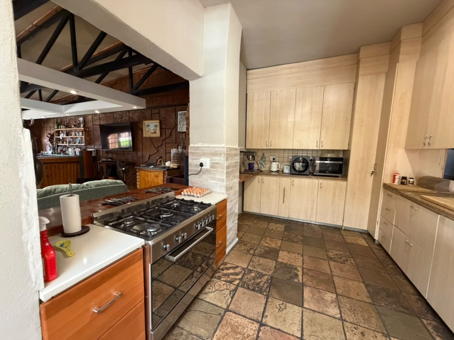 4 Bedroom Property for Sale in Derdepoort Gauteng