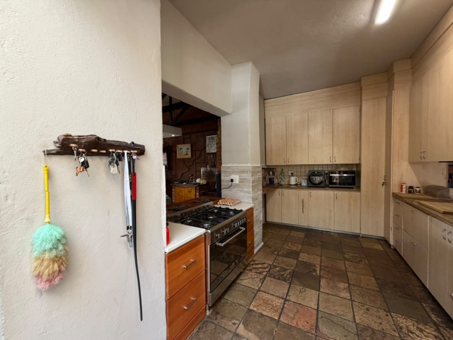 4 Bedroom Property for Sale in Derdepoort Gauteng