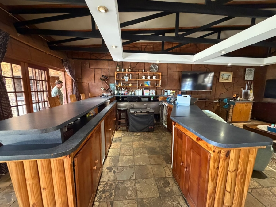 4 Bedroom Property for Sale in Derdepoort Gauteng