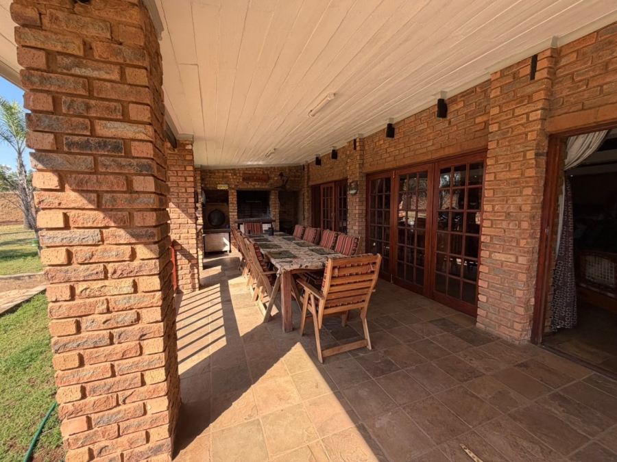 4 Bedroom Property for Sale in Derdepoort Gauteng