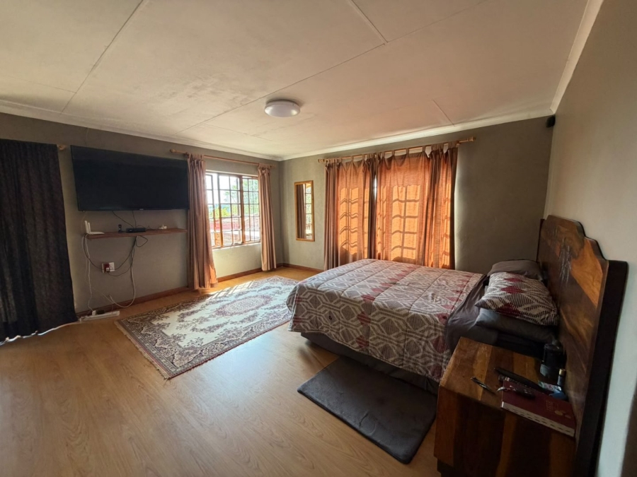 4 Bedroom Property for Sale in Derdepoort Gauteng