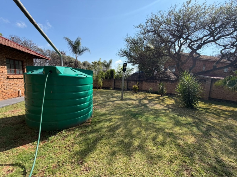 4 Bedroom Property for Sale in Derdepoort Gauteng