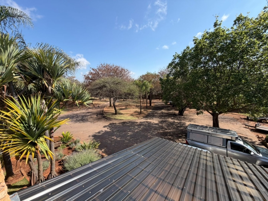 4 Bedroom Property for Sale in Derdepoort Gauteng