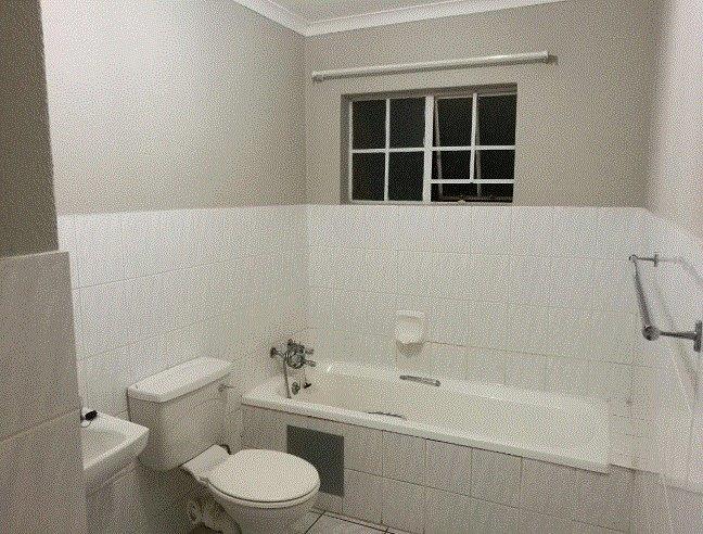 1 Bedroom Property for Sale in Magalieskruin Gauteng