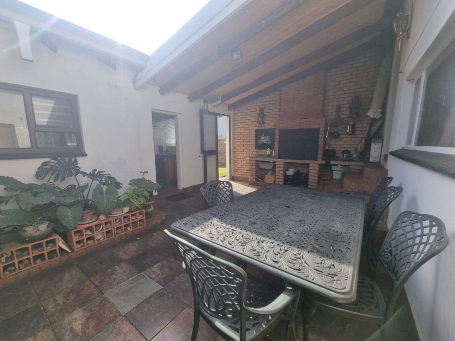 4 Bedroom Property for Sale in Wonderboom Gauteng