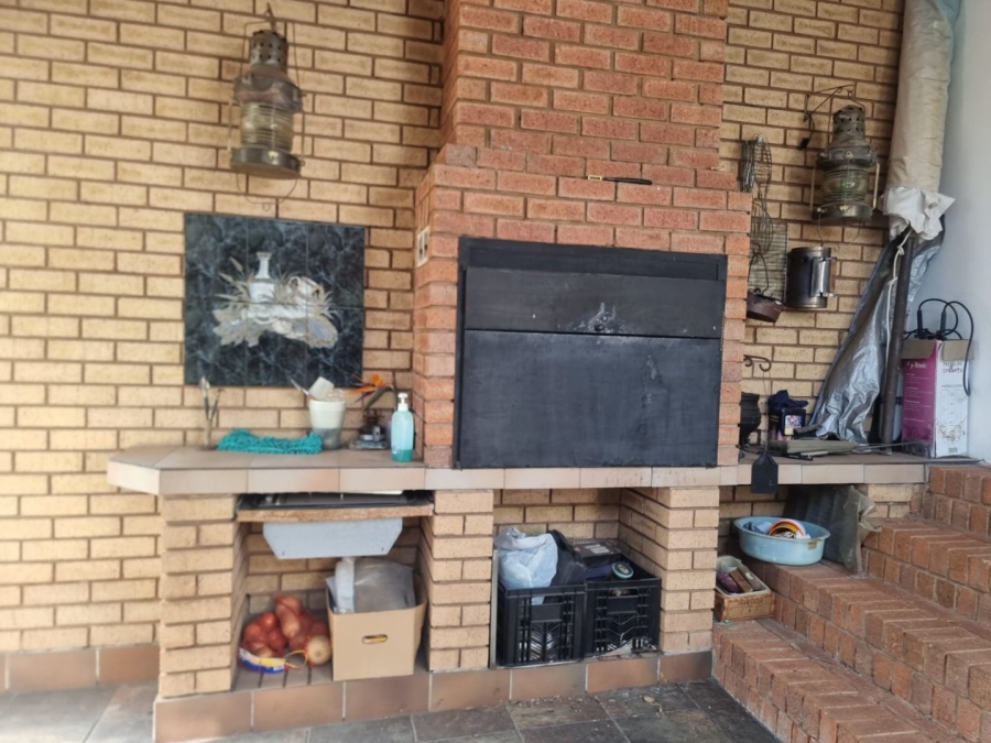 4 Bedroom Property for Sale in Wonderboom Gauteng
