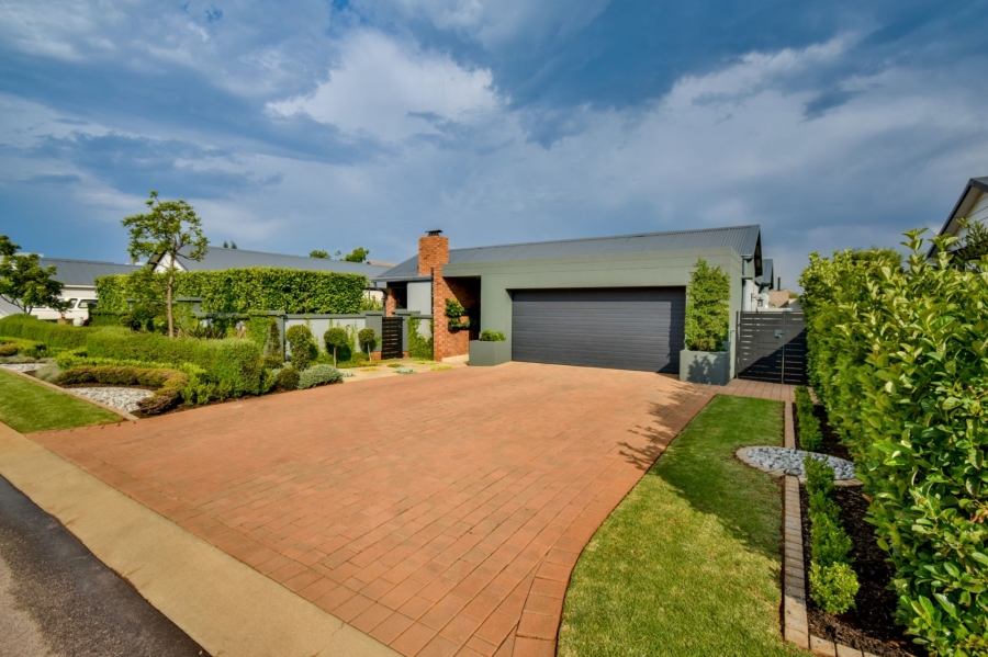 4 Bedroom Property for Sale in Midstream Meadows Gauteng