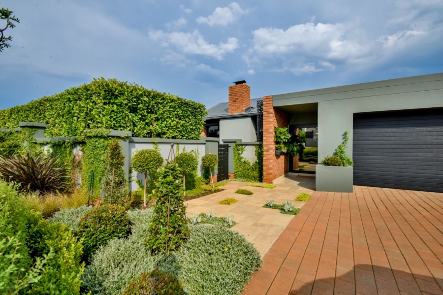 4 Bedroom Property for Sale in Midstream Meadows Gauteng