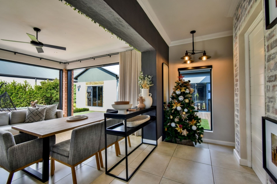 4 Bedroom Property for Sale in Midstream Meadows Gauteng