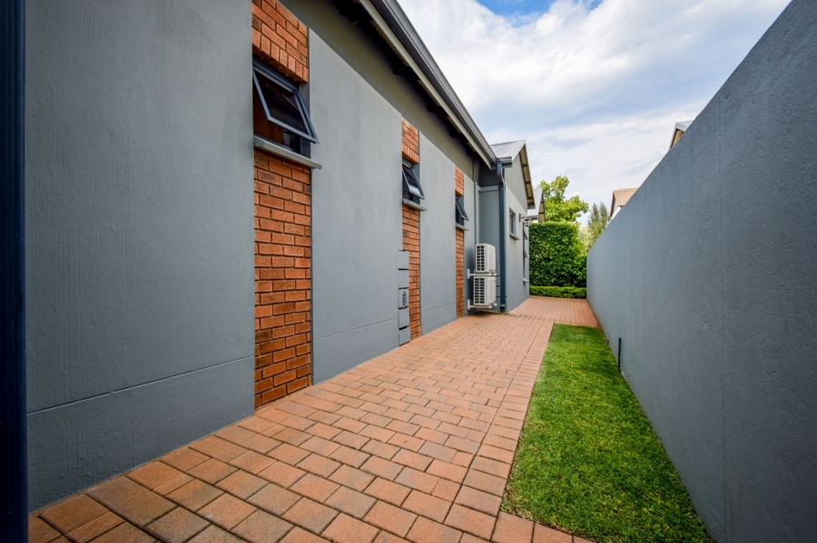 4 Bedroom Property for Sale in Midstream Meadows Gauteng