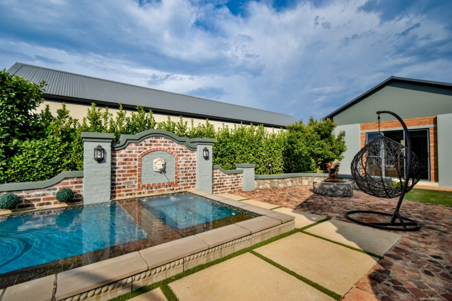 4 Bedroom Property for Sale in Midstream Meadows Gauteng