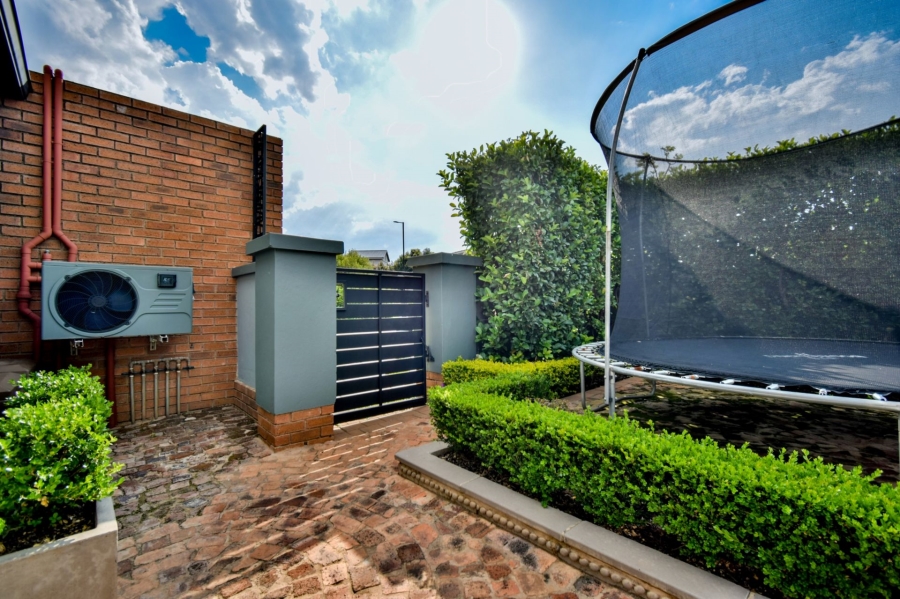 4 Bedroom Property for Sale in Midstream Meadows Gauteng